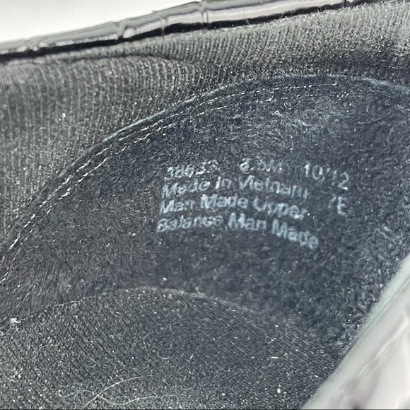 Clarks Bendable Patent Moc Croc Loafers - Picture 6 of 10